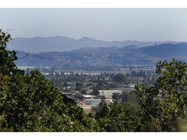 475 Trabing Road Watsonville, CA 95076 - Photo 1 of 9 Gallery Image 1