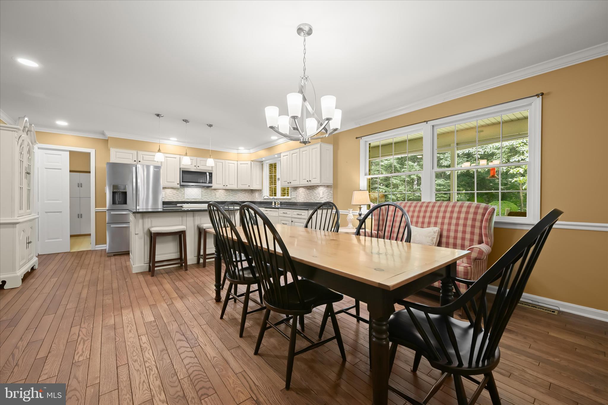 3391 Salem Bottom Road Westminster, MD 21157 - Photo 8 of 82 Eat-in Kitchen - Casual Dining Area