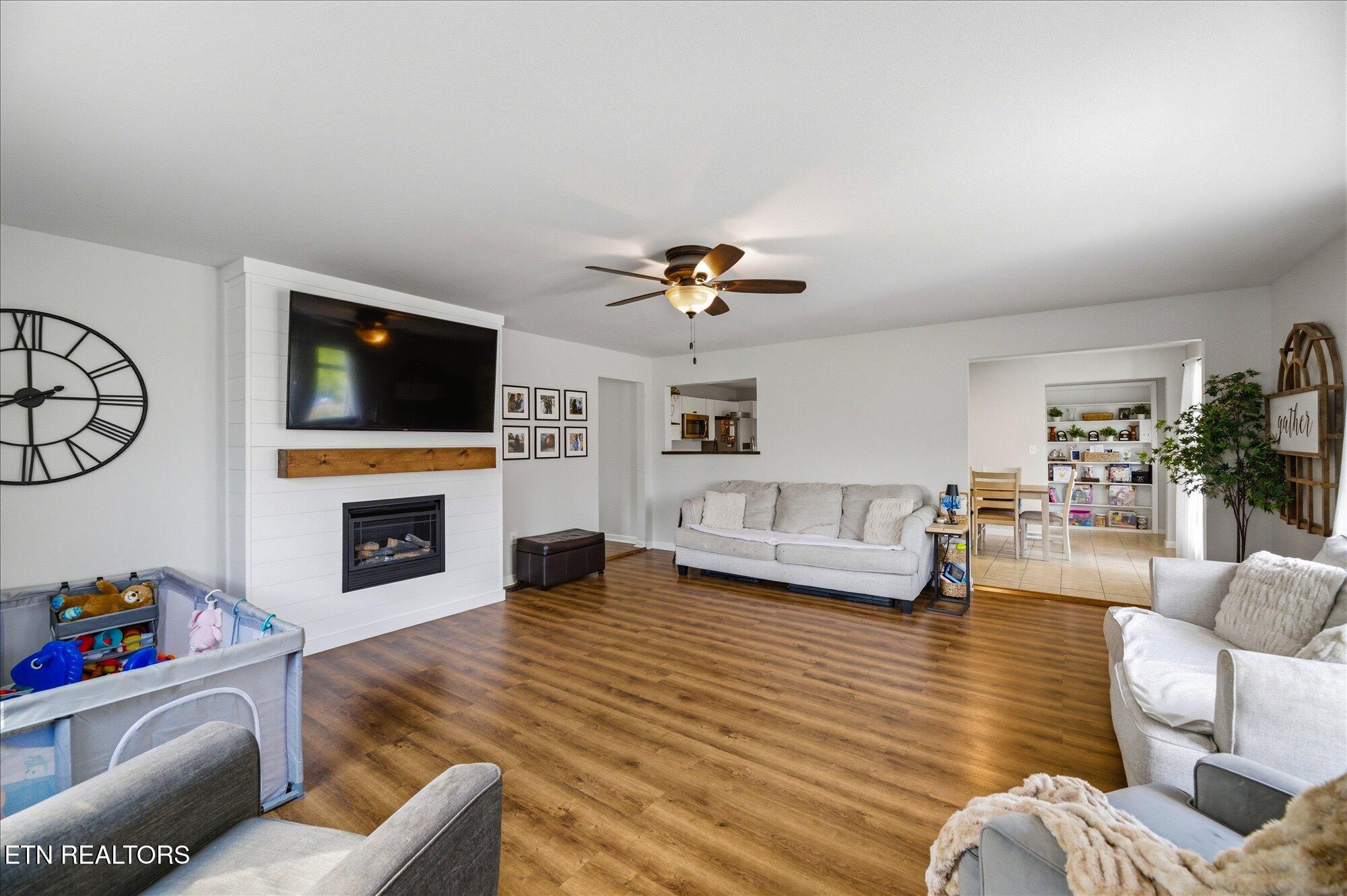 169 Boyd Street Dayton, TN 37321 - Photo 5 of 29 05-169-Boyd-St-Dayton-TN-5