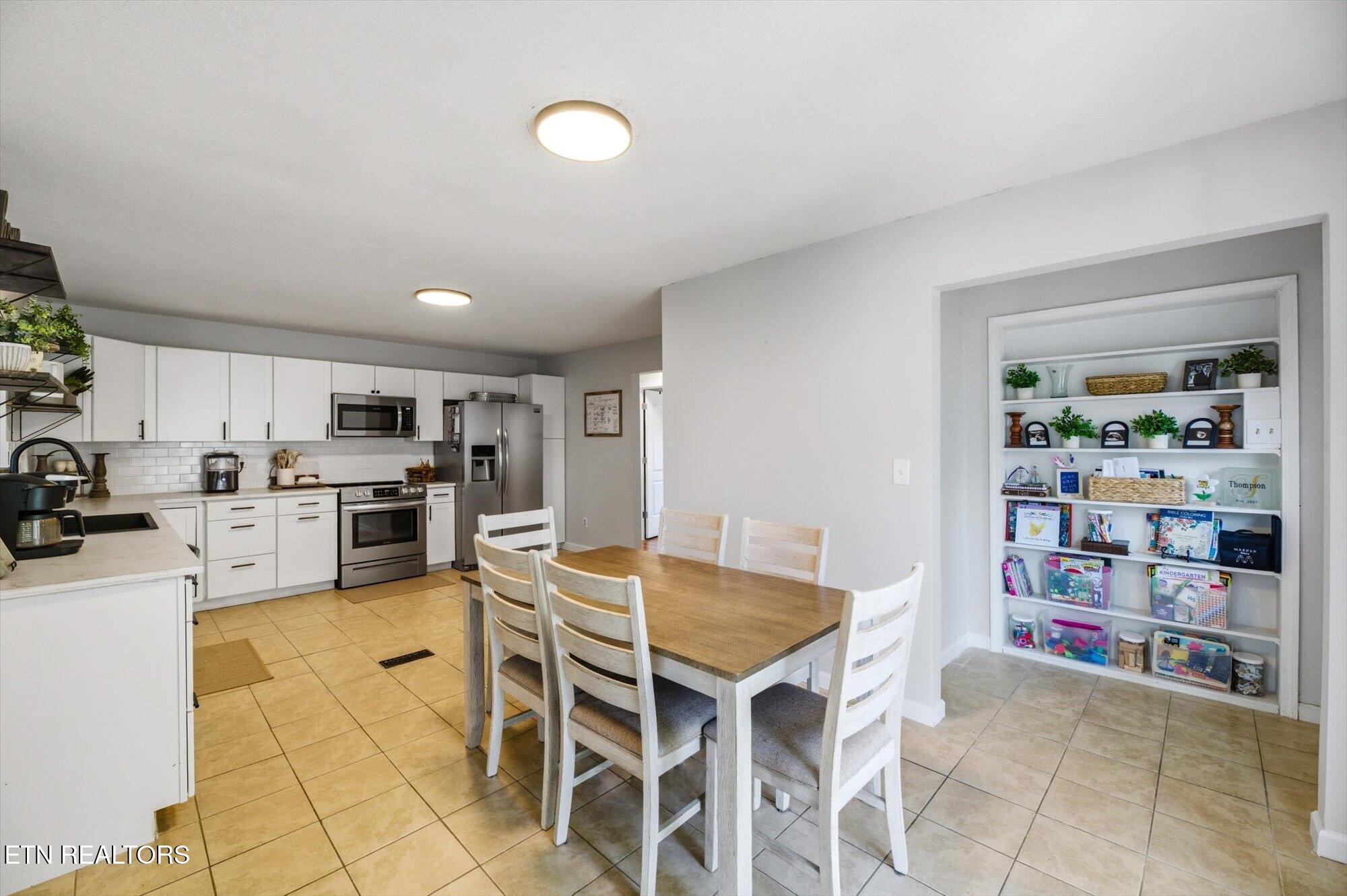 169 Boyd Street Dayton, TN 37321 - Photo 8 of 29 08-169-Boyd-St-Dayton-TN-8