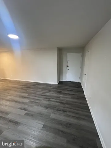 $1,250 | 14404 Gemstone Drive, Unit 302, Woodbridge, VA 22191