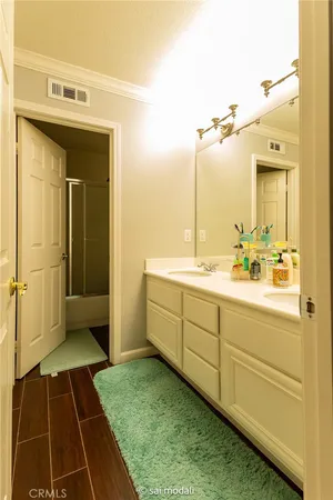 $4,750 | 19920 Via Joyce Drive, Saugus, CA 91350