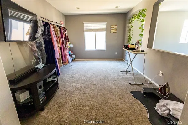 $4,750 | 19920 Via Joyce Drive, Saugus, CA 91350