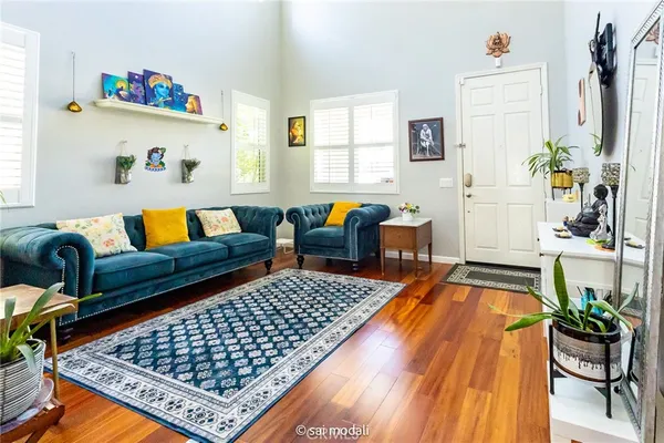 $4,750 | 19920 Via Joyce Drive, Saugus, CA 91350