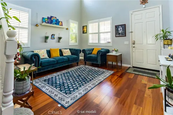 $4,750 | 19920 Via Joyce Drive, Saugus, CA 91350