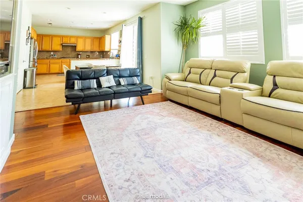 $4,750 | 19920 Via Joyce Drive, Saugus, CA 91350