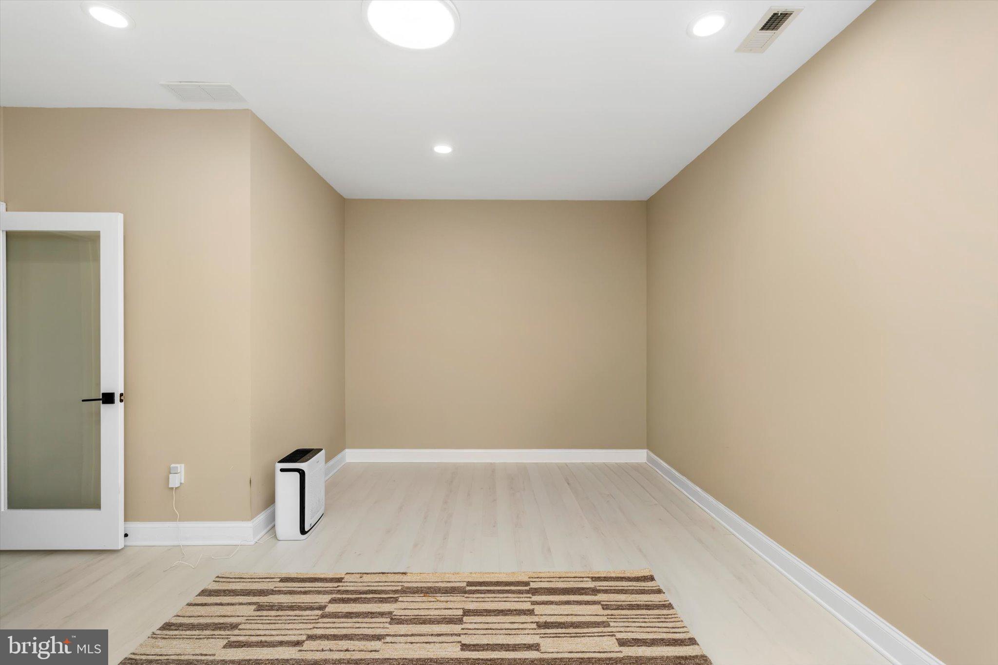 392 Old York Road Hamilton, NJ 08620 - Photo 52 of 73 Gallery Image 52