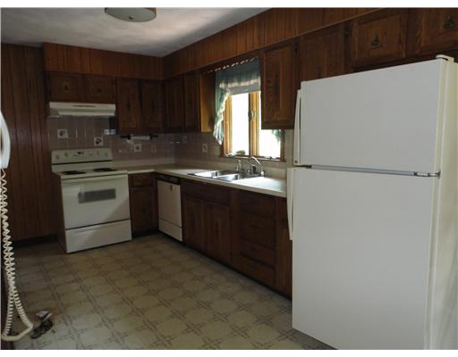 208 Snake Hill Road Glocester, RI 02857 - Photo 5 of 10 Kitchen.