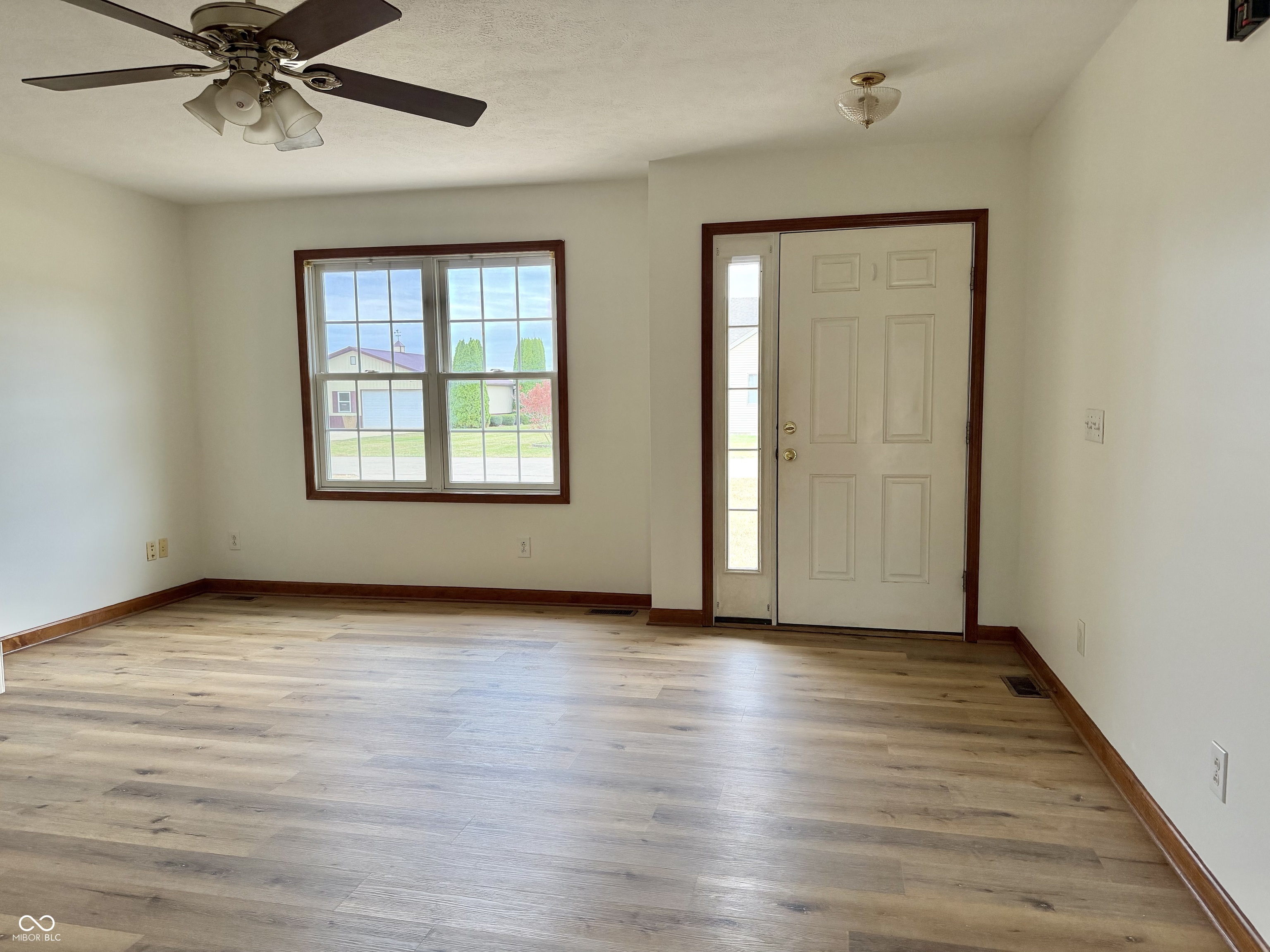 3919 West Wahachee Drive Terre Haute, IN 47802 - Photo 4 of 31