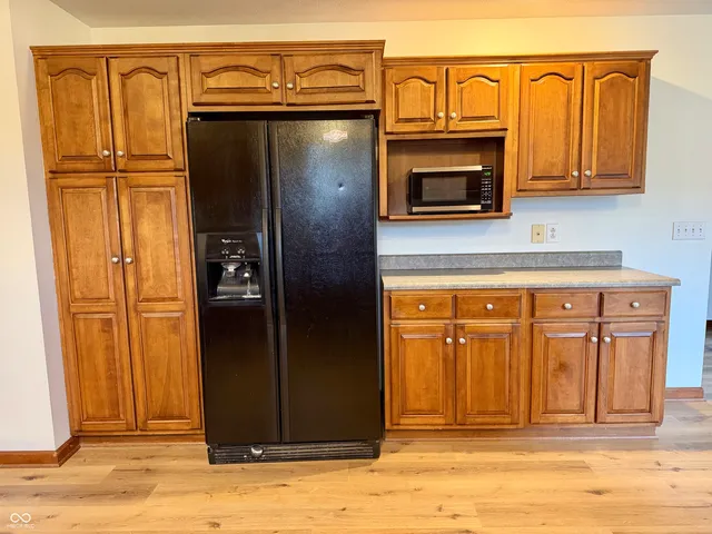 $274,900 | 3919 West Wahachee Drive, Terre Haute, IN 47802