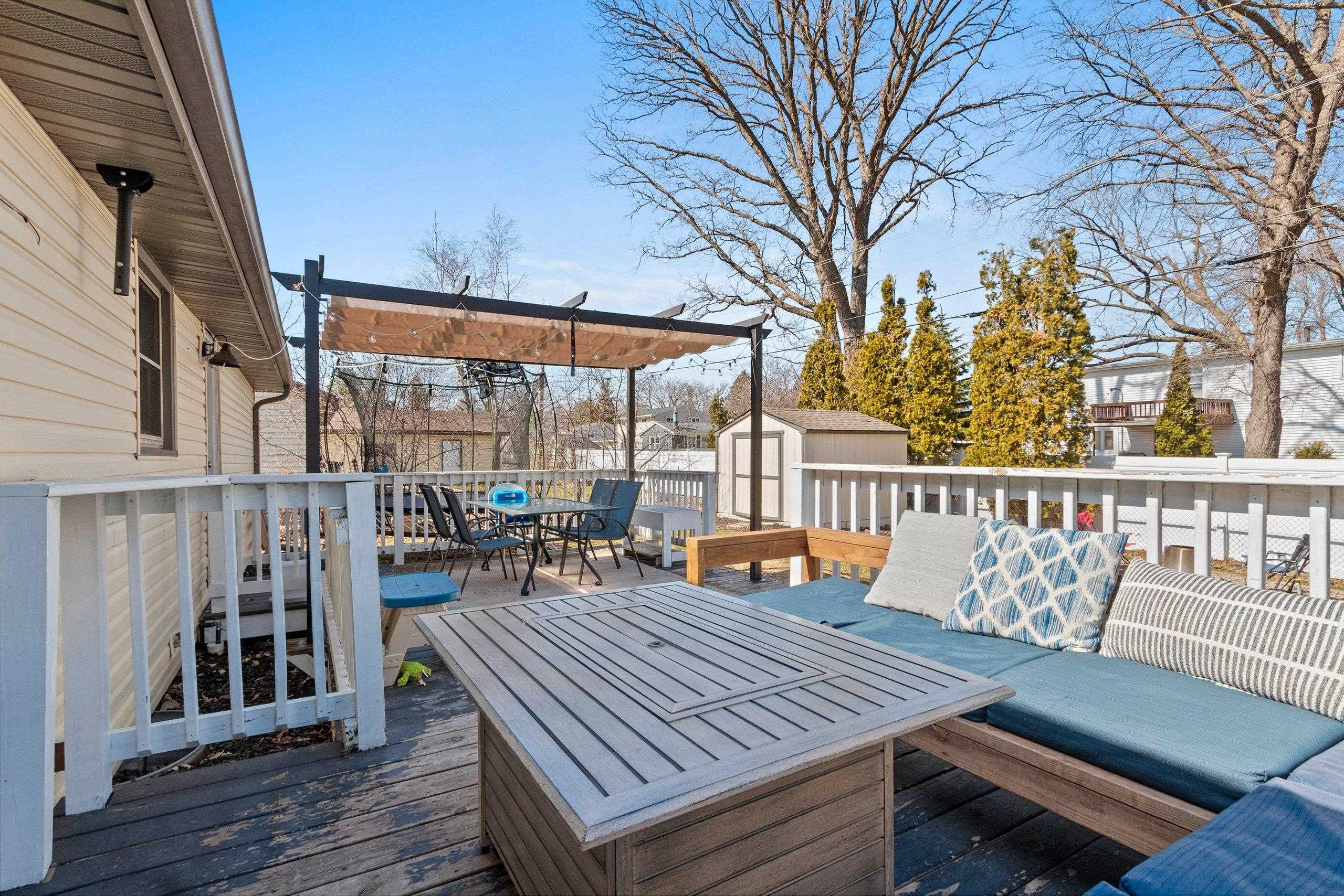 421 Memory Court Green Bay, WI 54301 - Photo 31 of 41