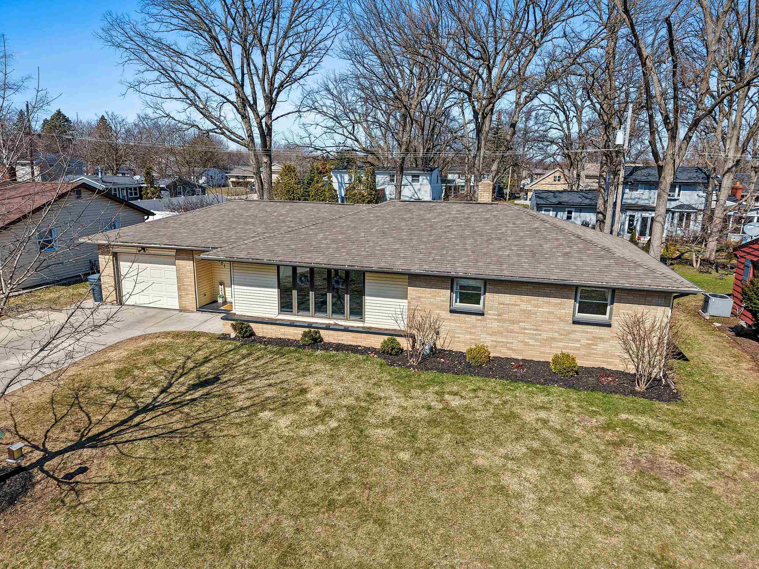 421 Memory Court Green Bay, WI 54301 - Photo 39 of 41