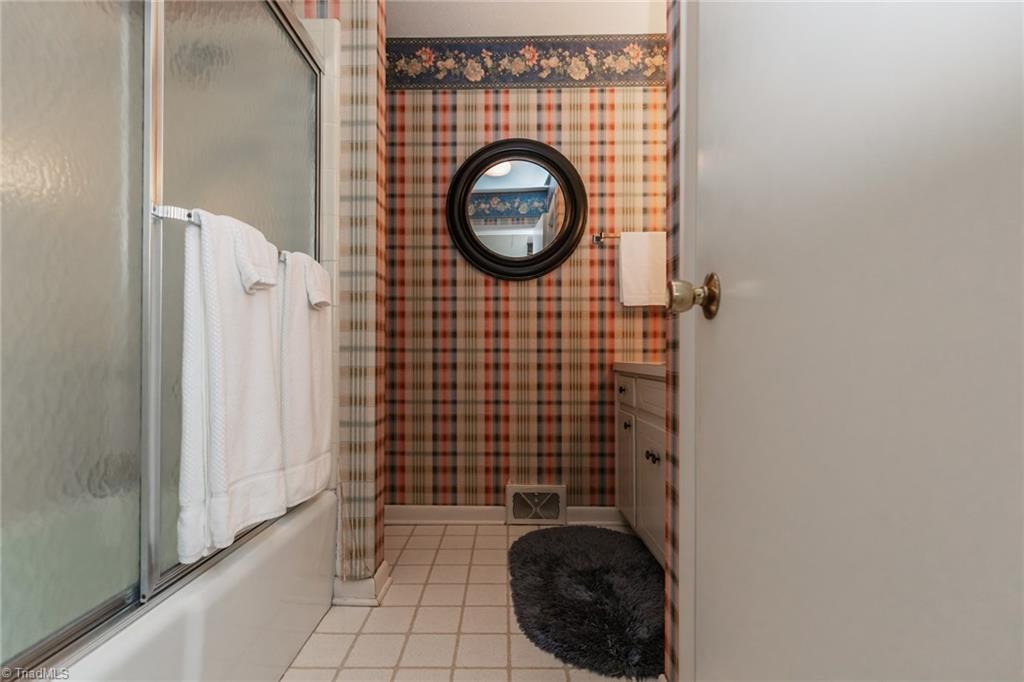 1177 Sweetbriar Road High Point, NC 27262 - Photo 20 of 50 Hall Bath