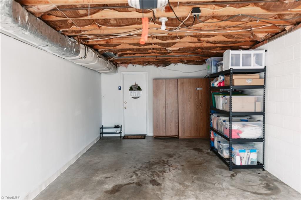 1177 Sweetbriar Road High Point, NC 27262 - Photo 24 of 50 Separate Garage for accessory dwelling unit