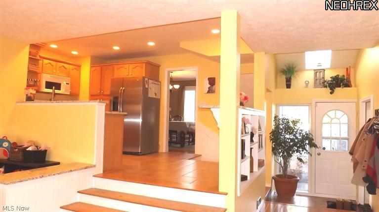 6940 Root Road North Ridgeville, OH 44039 - Photo 11 of 25