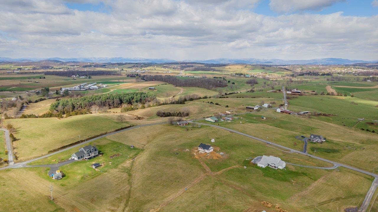 0 Duck Run Road Penn Laird, VA 22846 - Photo 10 of 31 a view of an ocean and a houses