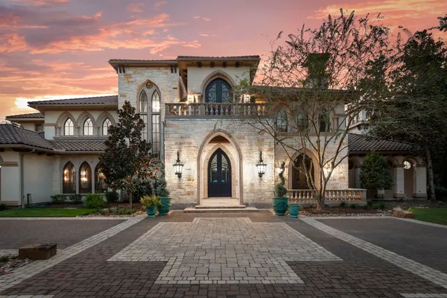 $5,000,000 | 15 Estancia Place, The Woodlands, TX 77389