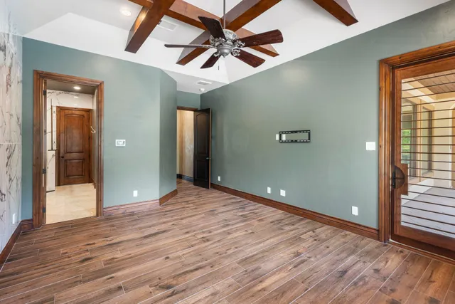 $5,000,000 | 15 Estancia Place, The Woodlands, TX 77389