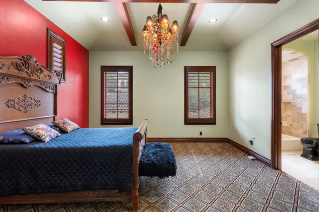 $5,000,000 | 15 Estancia Place, The Woodlands, TX 77389