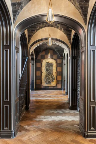 $5,000,000 | 15 Estancia Place, The Woodlands, TX 77389