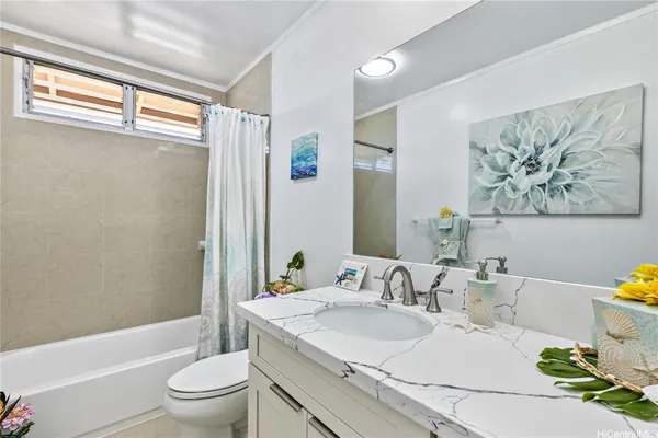 $3,500 | 98-1394 Nola Street, Unit 110, Pearl City, HI 96782