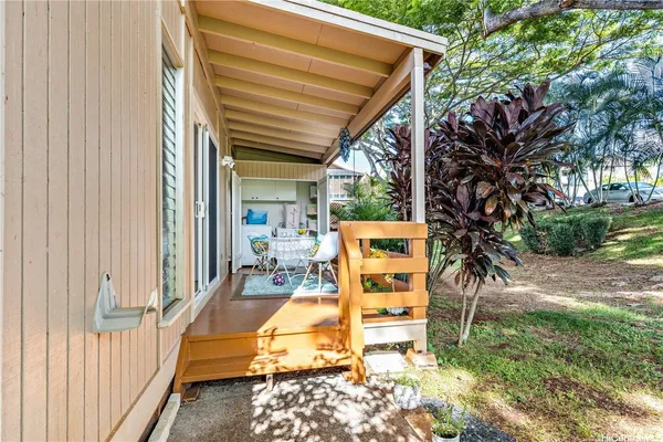 $3,500 | 98-1394 Nola Street, Unit 110, Pearl City, HI 96782