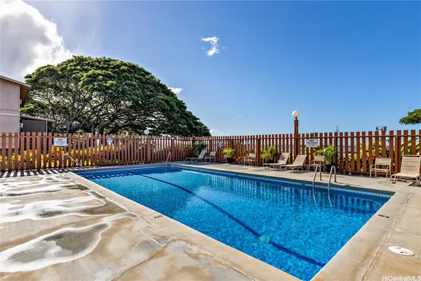 $3,500 | 98-1394 Nola Street, Unit 110, Pearl City, HI 96782