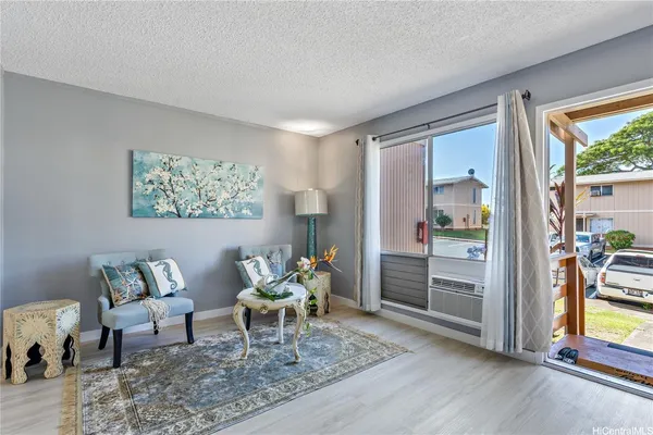 $3,500 | 98-1394 Nola Street, Unit 110, Pearl City, HI 96782