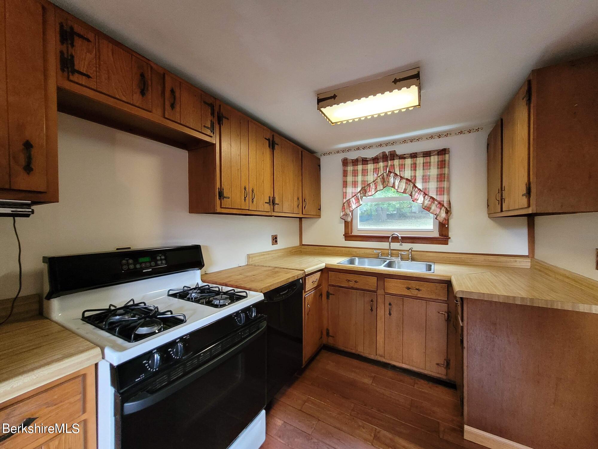 6 Middle Road Clarksburg, MA 01247 - Photo 6 of 17 Kitchen 2