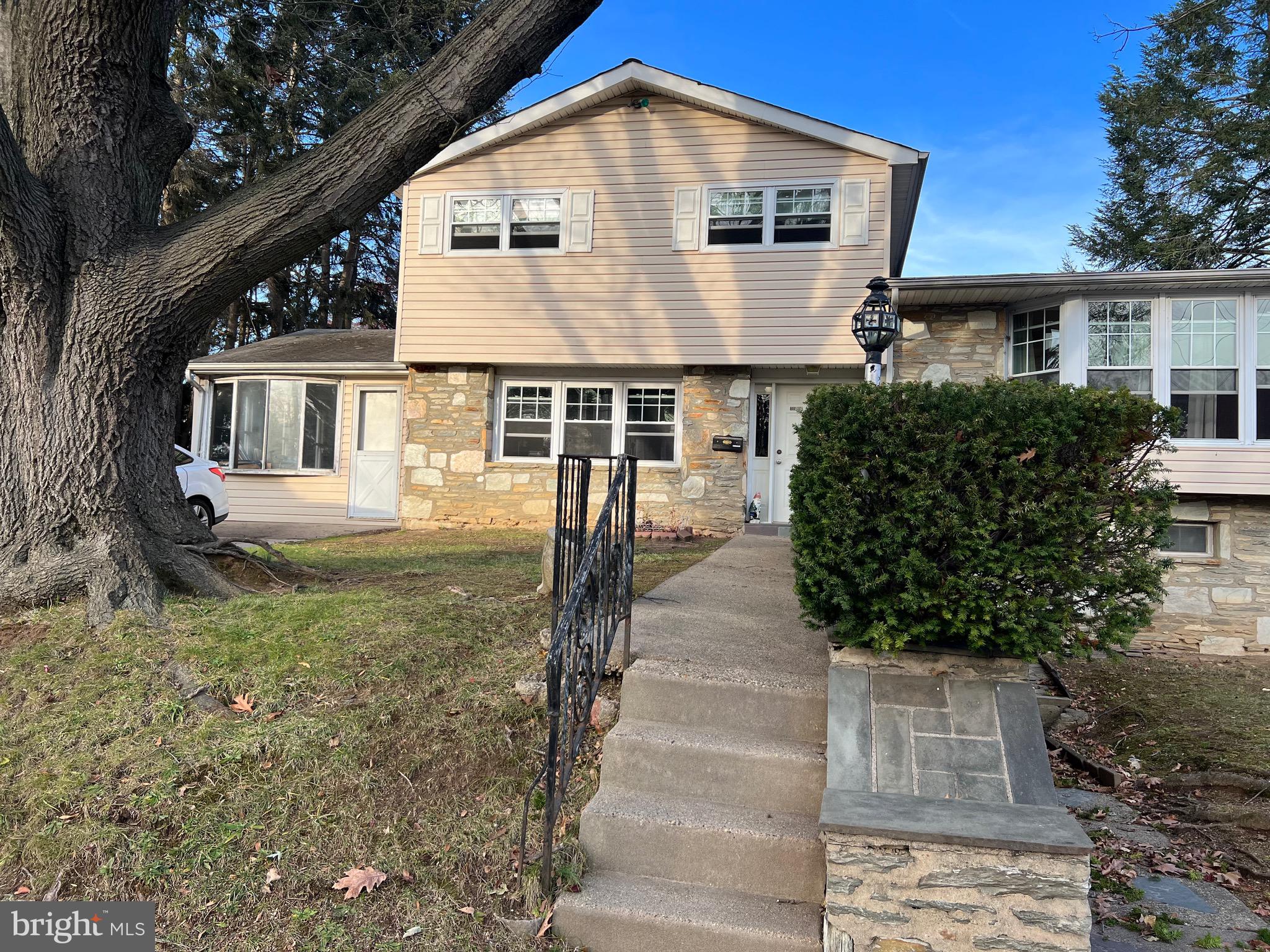 11000 Knights Road Philadelphia, PA 19154 - Photo 3 of 46