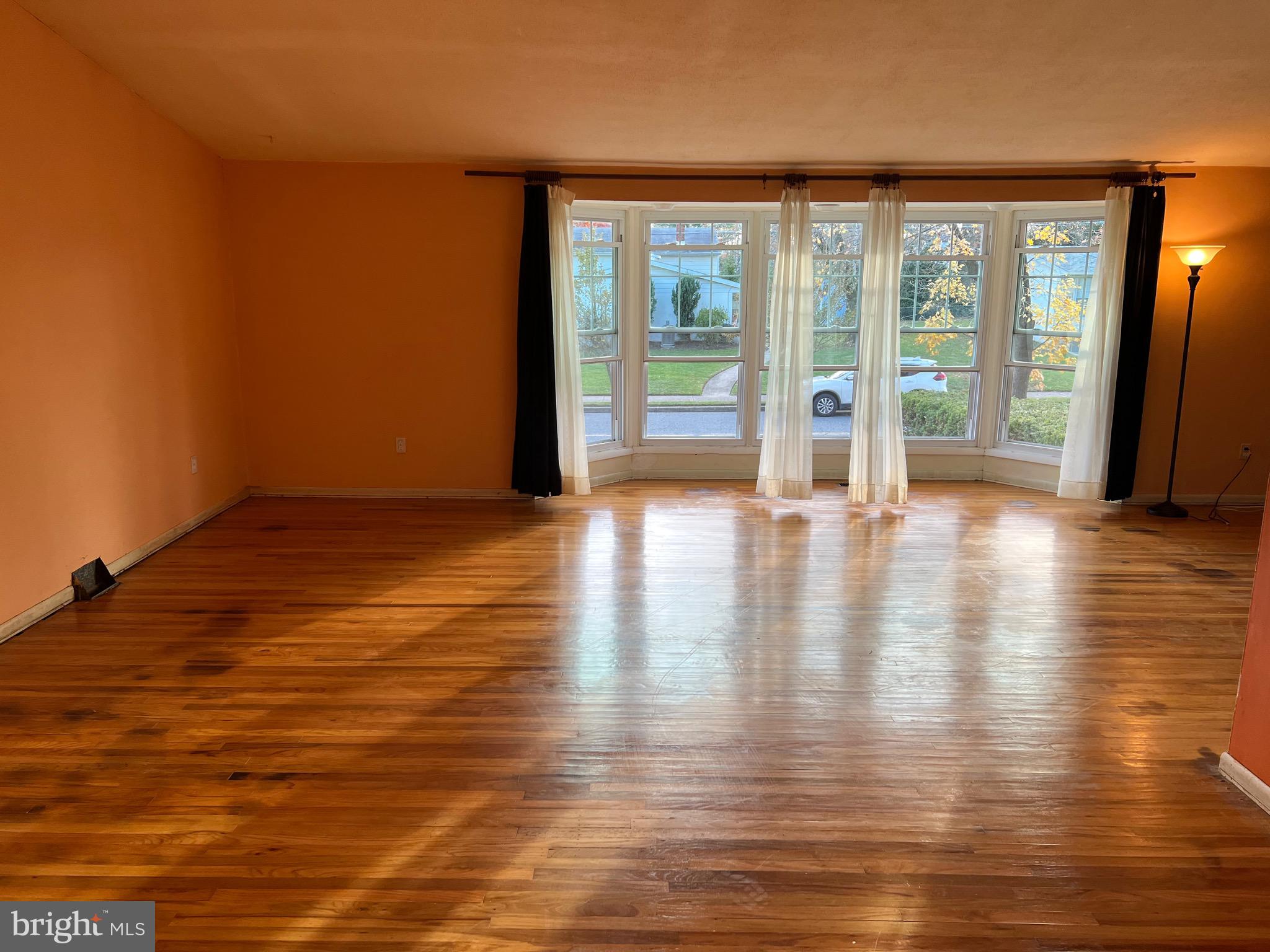 11000 Knights Road Philadelphia, PA 19154 - Photo 6 of 46
