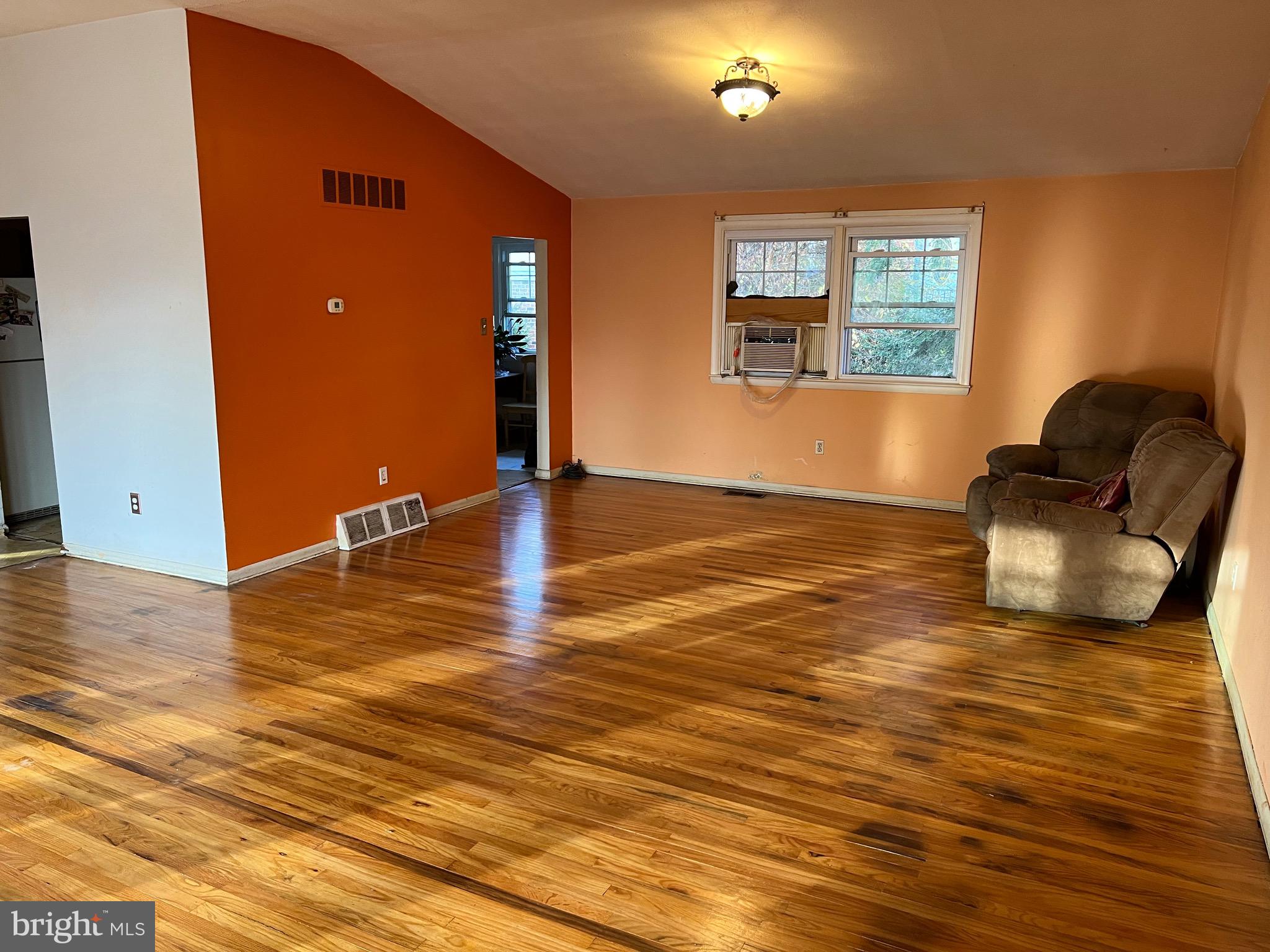 11000 Knights Road Philadelphia, PA 19154 - Photo 7 of 46