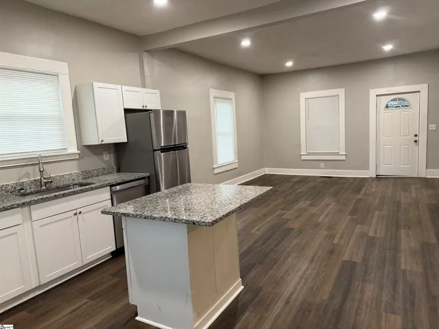 $285,000 | 1 Beattie Street, Greenville, SC 29611