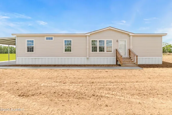 $199,999 | 19925 Errol Road, Crowley, LA 70526