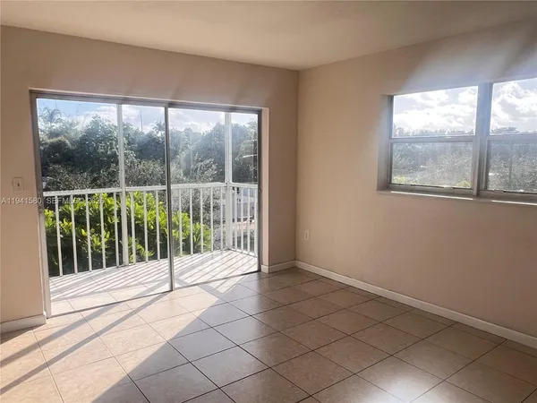 $172,000 | 12290 Northeast 11th Court, Unit 203, North Miami, FL 33161