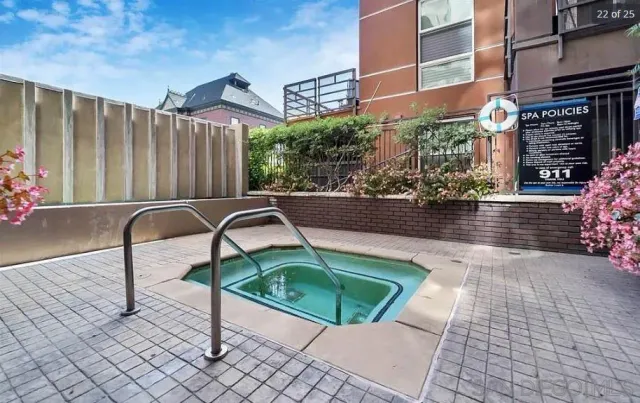 $3,195 | 1225 Island Avenue, Unit 617, San Diego, CA 92101