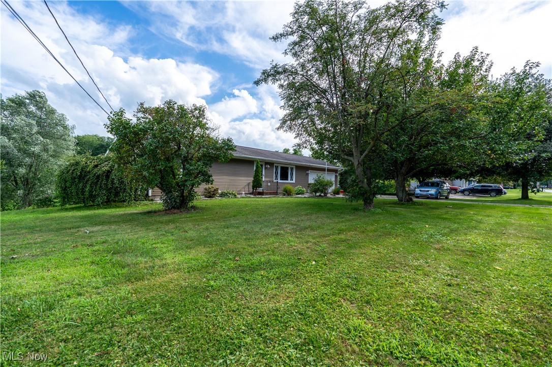 659 Lake Road Conneaut, OH 44030 - Photo 24 of 24 View of yard