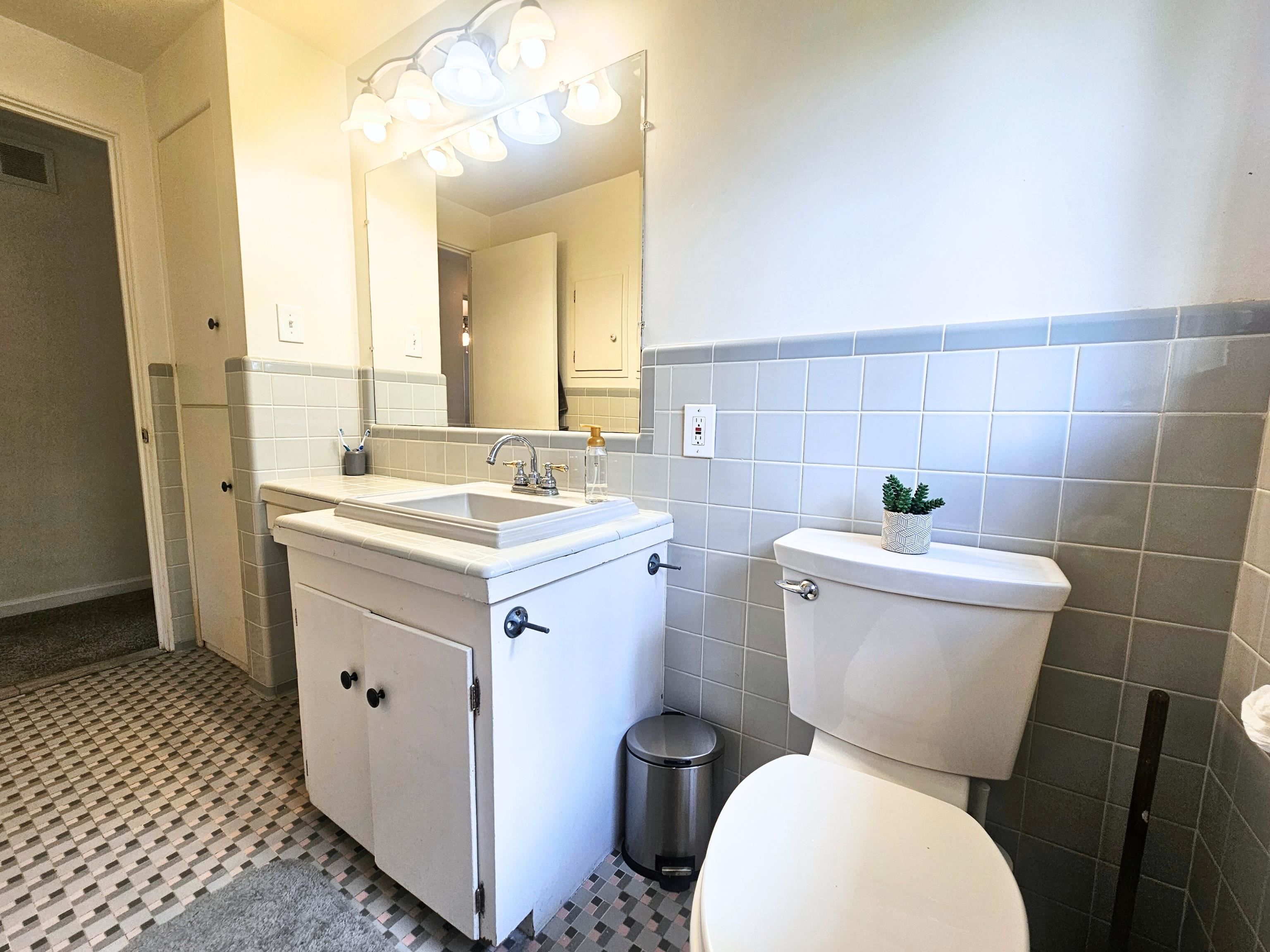5365 Flushing Road Flushing, MI 48433 - Photo 19 of 50 50178797-49317010-48ae-4eb2-be51-734c59b06cd6.JPG