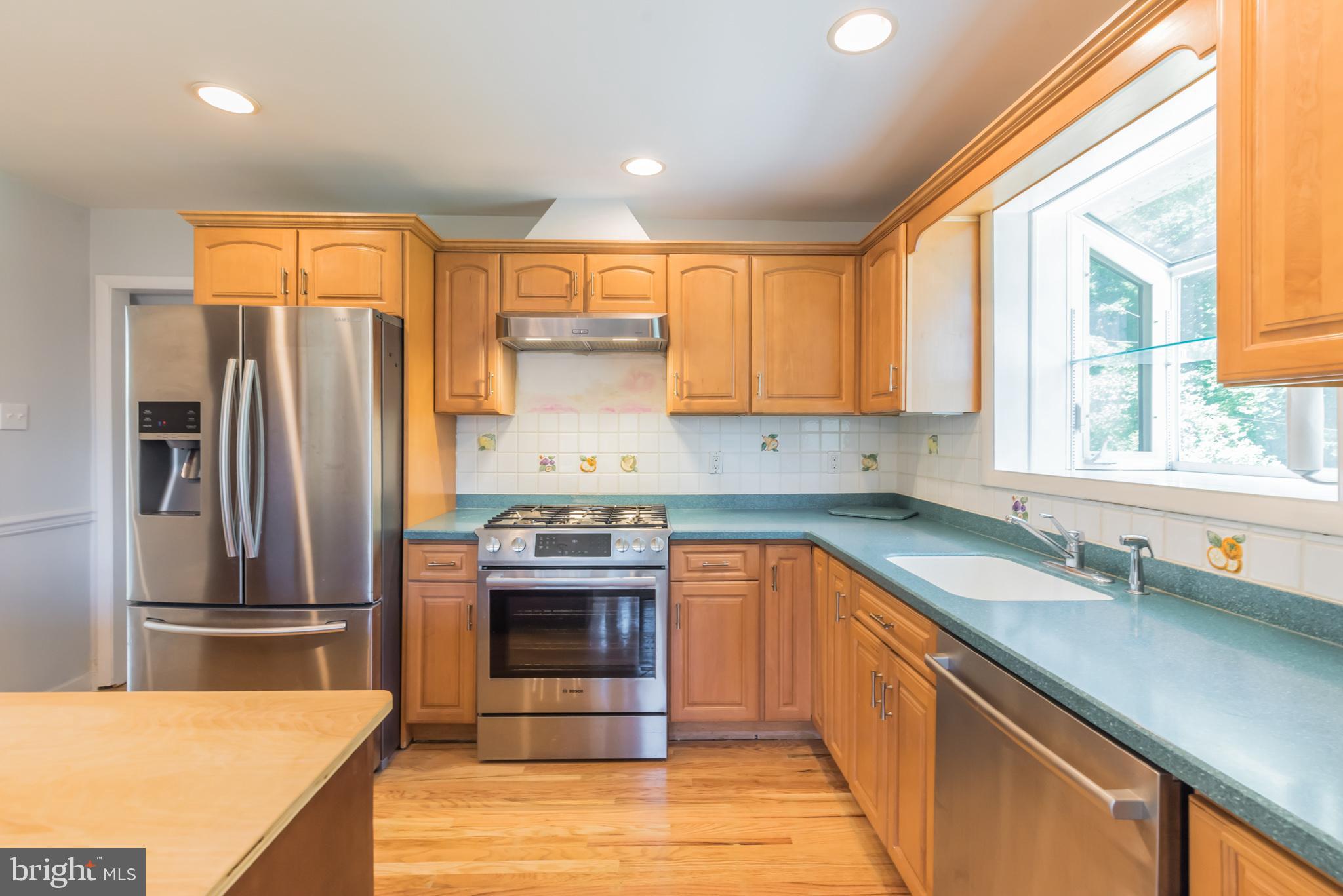 426 Robin Hill Road Wayne, PA 19087 - Photo 8 of 30