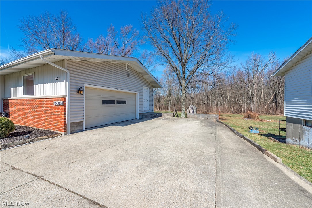 16305 Sperry Road Vermilion, OH 44089 - Photo 4 of 41 Gallery Image 4