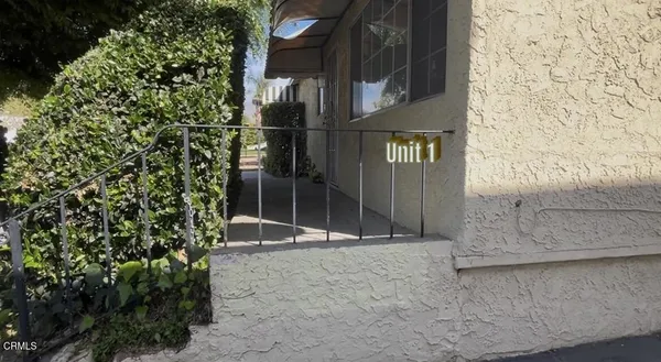 $1,358,000 | 1104 North Lake Avenue, Pasadena, CA 91104