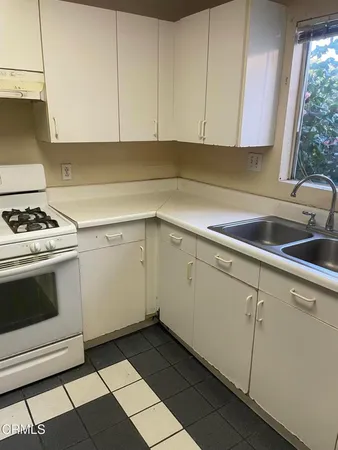 $1,358,000 | 1104 North Lake Avenue, Pasadena, CA 91104