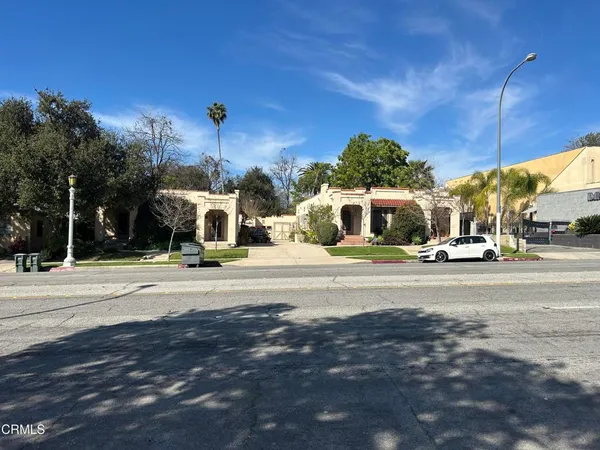 $1,358,000 | 1104 North Lake Avenue, Pasadena, CA 91104
