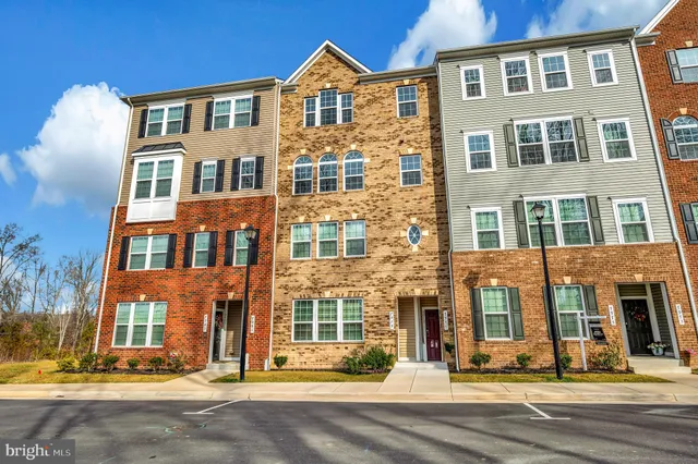 $2,795 | 7977 Independence Drive, Spotsylvania, VA 22553