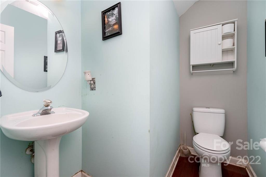 617 Overlook Road Lowell, NC 28098 - Photo 8 of 20 Gallery Image 8
