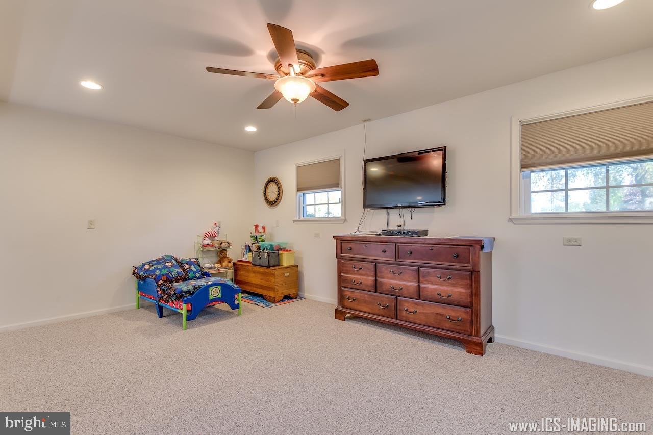 164 Oakhill Road Carlisle, PA 17015 - Photo 14 of 25 Gallery Image 14