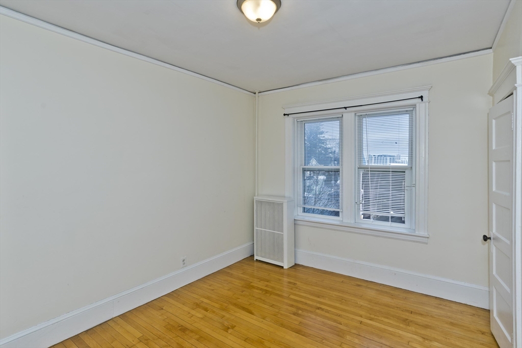 228 Belmont Avenue, Unit 2R Springfield, MA 01108 - Photo 9 of 10