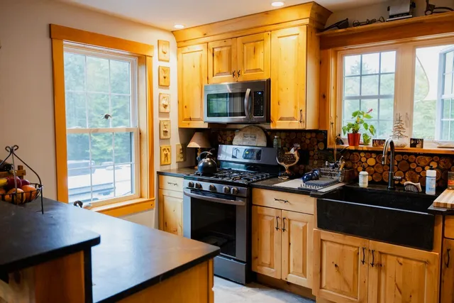 $580,000 | 86 Beaver Creek Farm Road, Bridgton, ME 04009