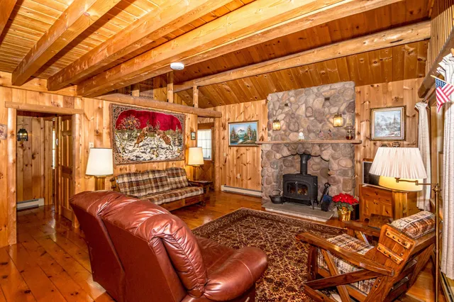 $655,000 | 17 Pickering Road, Bartlett, NH 03812