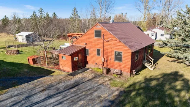 $279,900 | 4057 Highway 11, International Falls, MN 56649